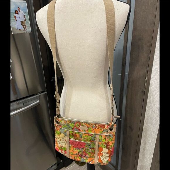 Sakroots purse  - Picture 1 of 8